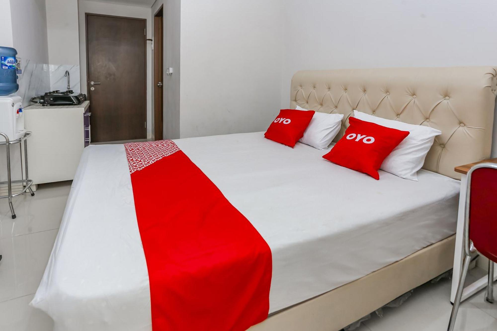 Oyo 94171 Mr Stay Room Bekasi Bagian luar foto